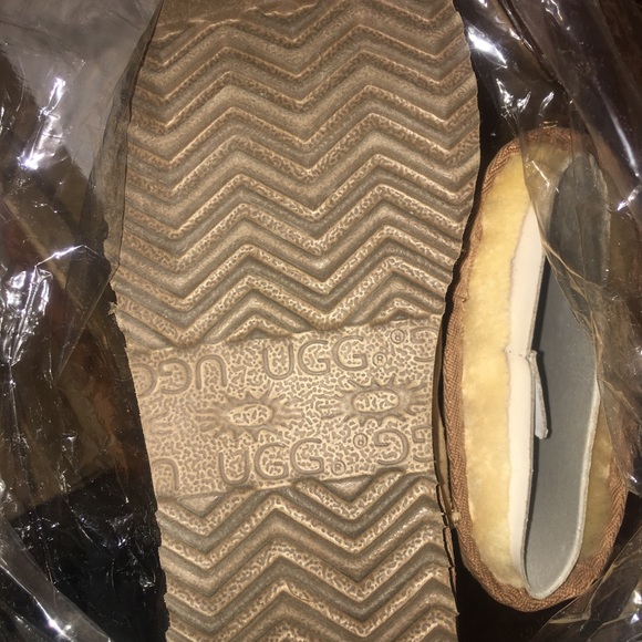 Kids Tall chestnut UGG boots - Picture 3 of 8